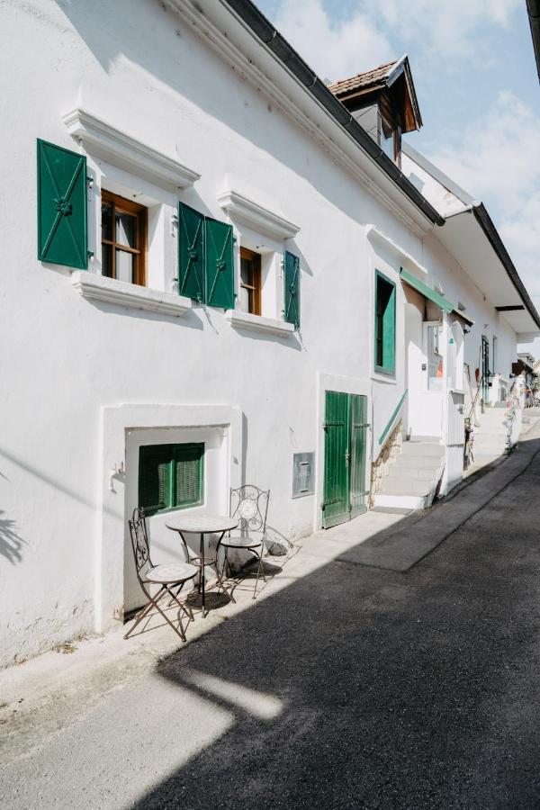 Ferienhaus In Historischer Hofgasse Mörbisch am See Extérieur photo